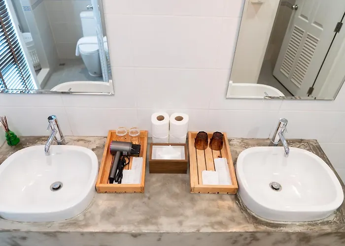Pillow Bkk Bliss Townhome 5br,7tl Near Bts&mrt Qscc Ferienhaus Bangkok