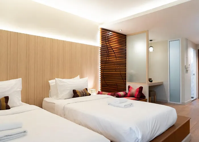 Ferienhaus Pillow Bkk Bliss Townhome 5br,7tl Near Bts&mrt Qscc Bangkok