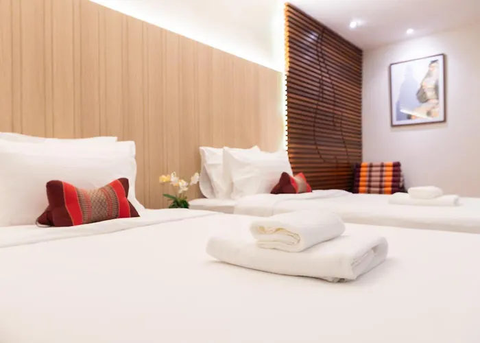 Pillow Bkk Bliss Townhome 5br,7tl Near Bts&mrt Qscc Ferienhaus Bangkok