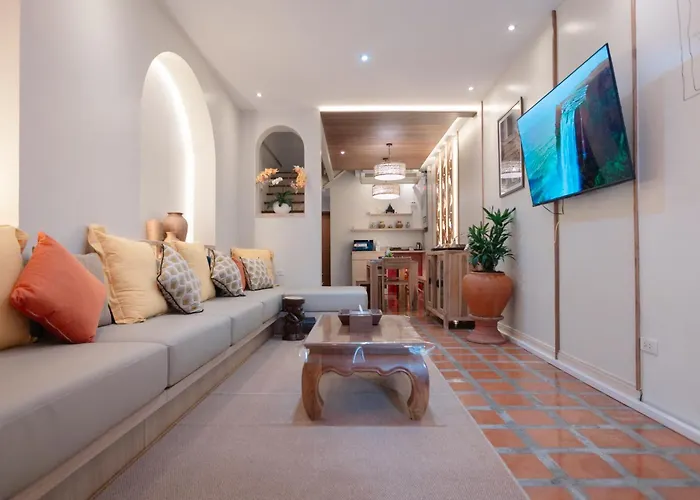 Pillow Bkk Bliss Townhome 5br,7tl Near Bts&mrt Qscc Bangkok
